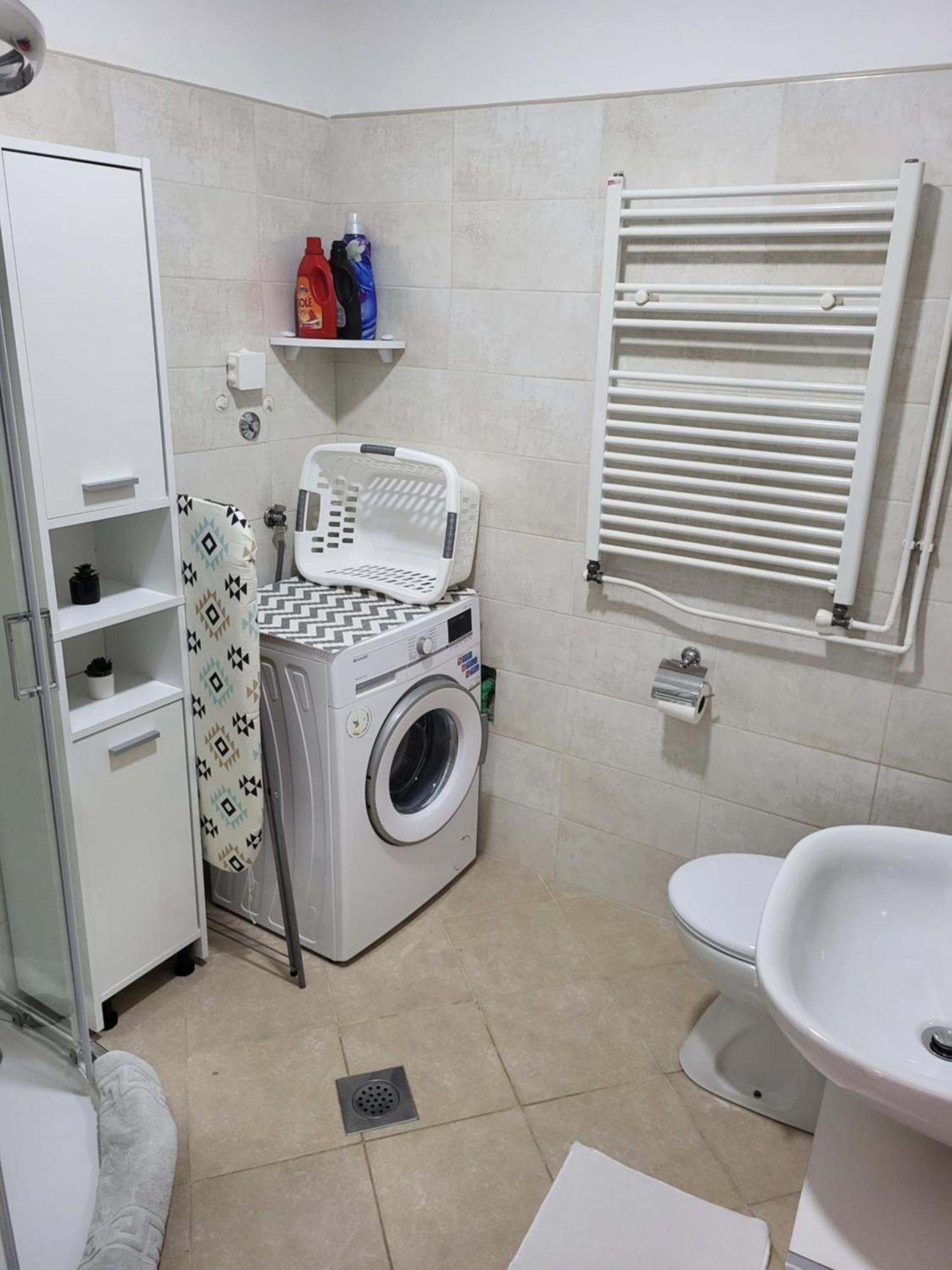 Studio Apartment City With Free Parking PUY Eksteriør bilde